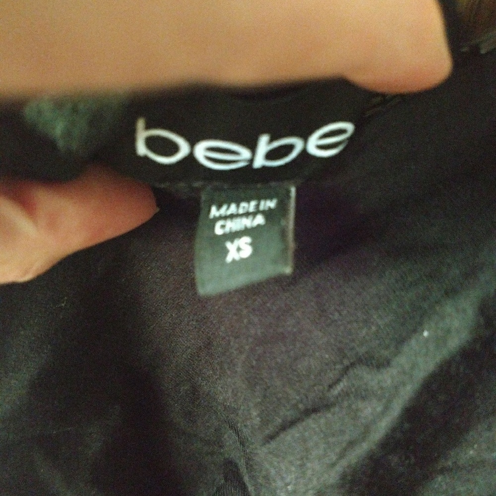 Very cute Bebe top w beaded back!๐ - Picture 4 of 4
